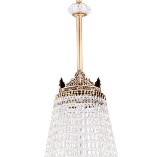 antik rez kristalycsillar nagymeretu luxus elegans nappali villa kastely szalon vilagitas polgari klasszikus lampa.jpg